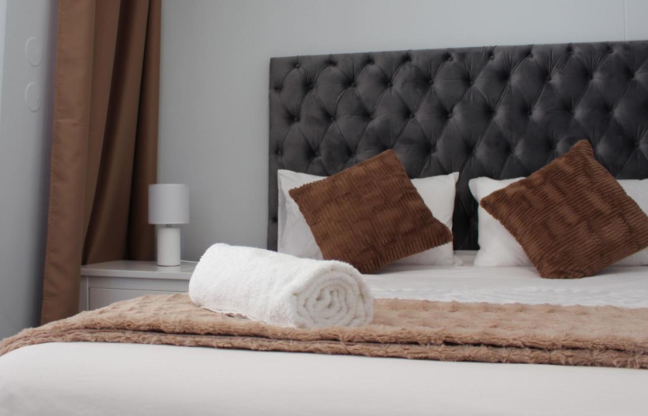Abigail'S Studio Apartment @ Trift Tower Windhoek Esterno foto